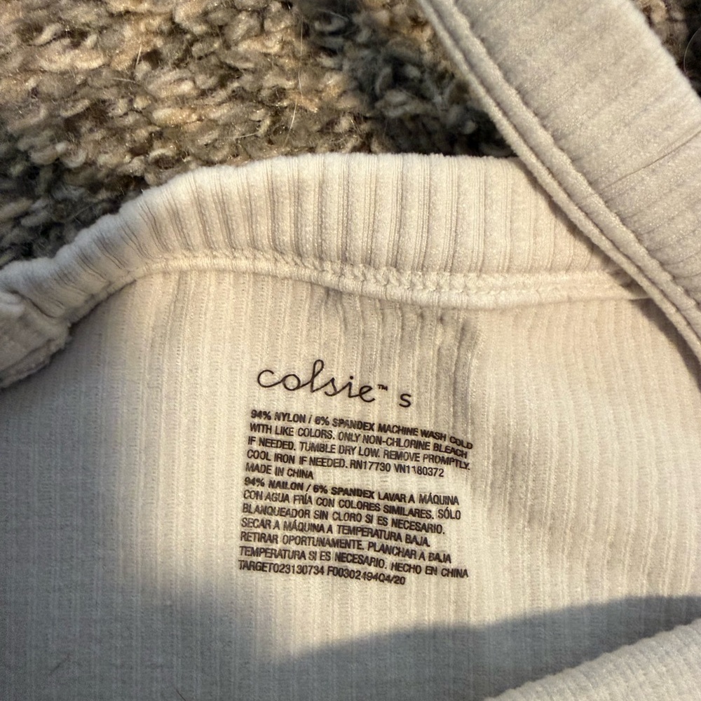 Colsie Ribbed Off-White Tank Top - Picture 2 of 3